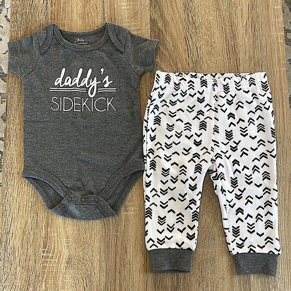 Baby Essentials Baby Boy Outfits Sz 6m Ain’t No Mama Like the One I Got - Picture 2 of 6